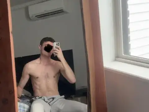 Nuogi Vyrai nuotrauka
